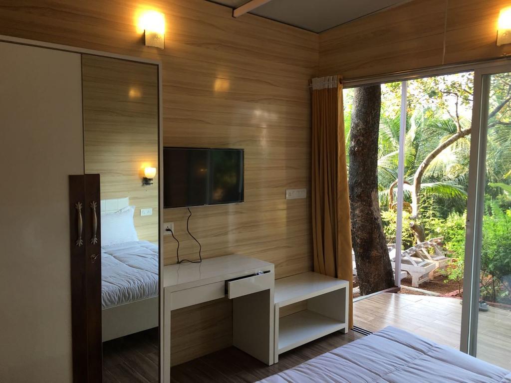 Albergue Curlies Zulu Land Anjuna Exterior foto