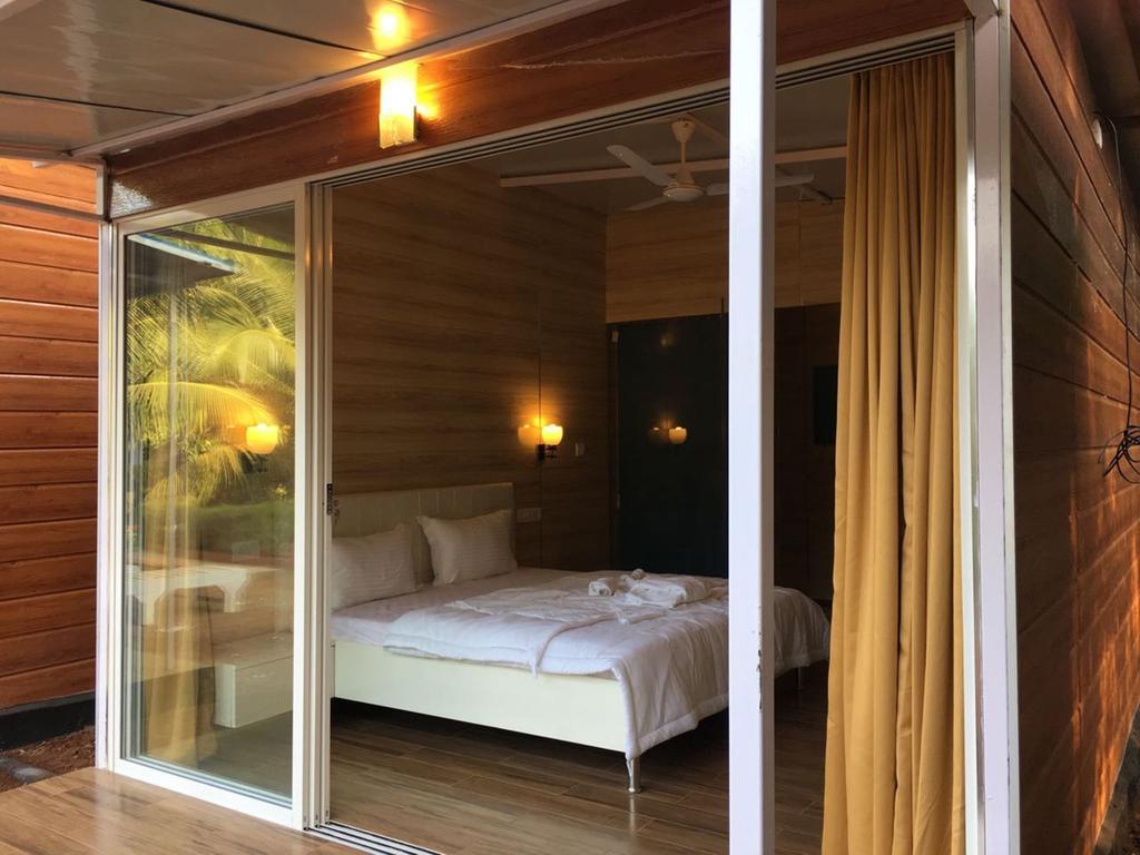 Albergue Curlies Zulu Land Anjuna Exterior foto