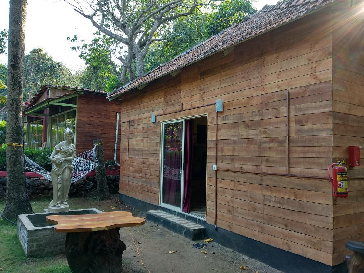Albergue Curlies Zulu Land Anjuna Exterior foto