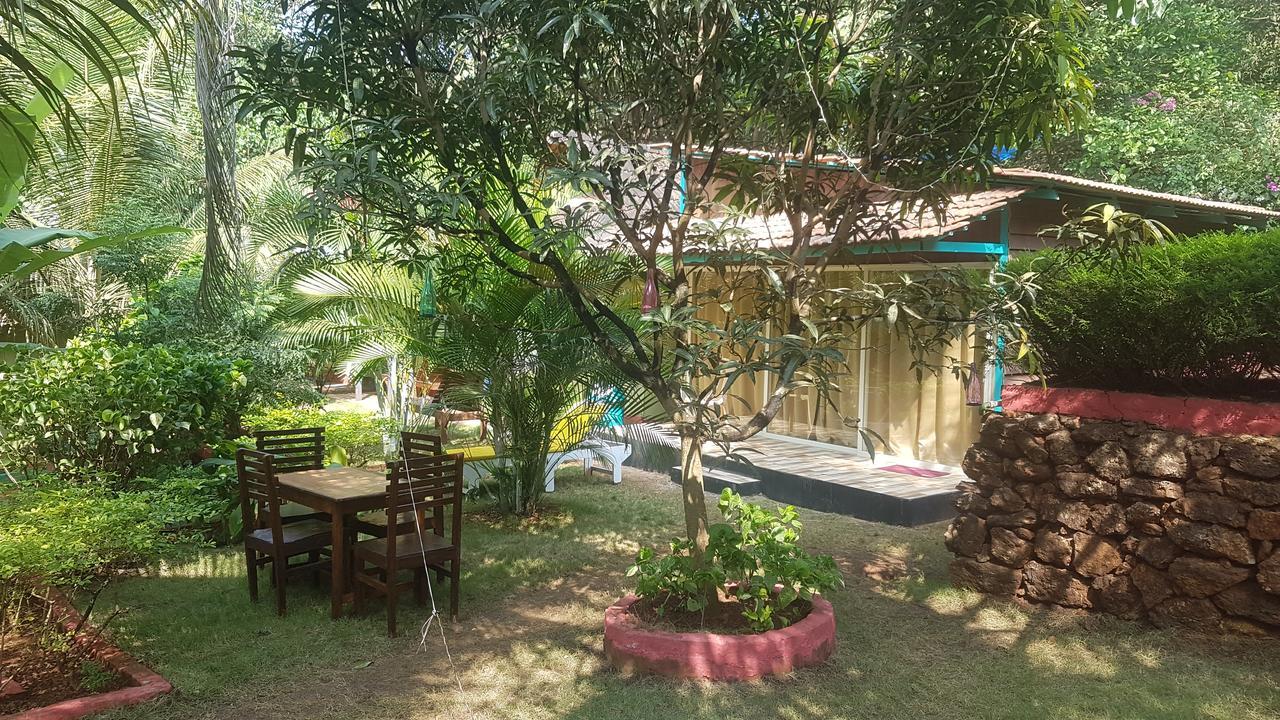 Albergue Curlies Zulu Land Anjuna Exterior foto