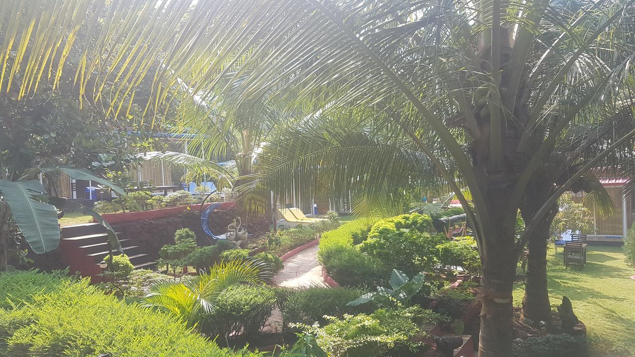 Albergue Curlies Zulu Land Anjuna Exterior foto