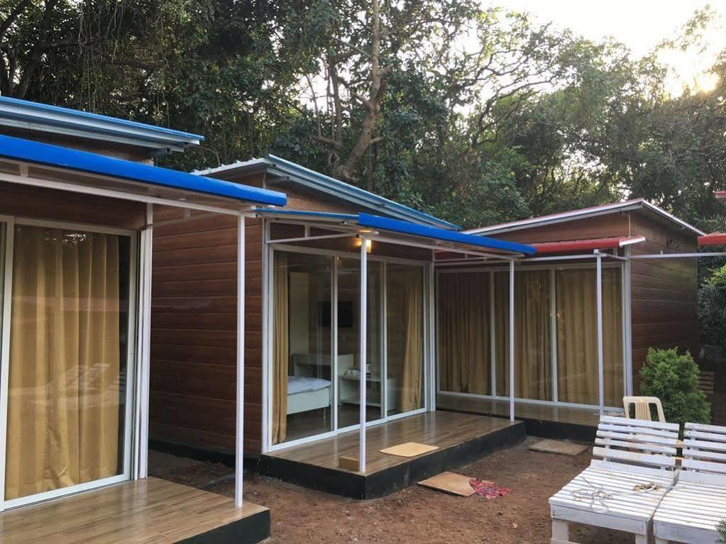 Albergue Curlies Zulu Land Anjuna Exterior foto